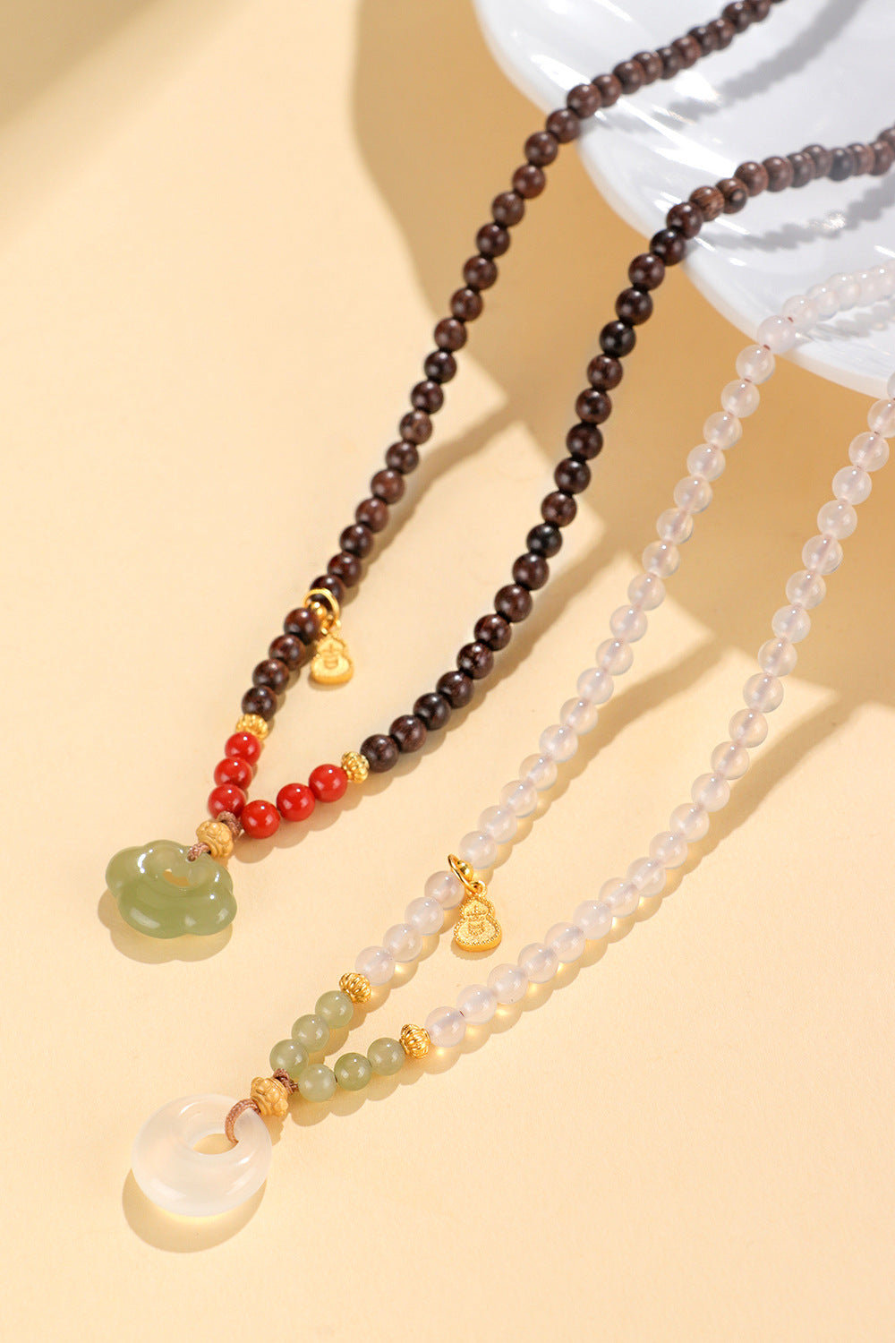 Hetian Jade Sandalwood Ruyi Lock Pendant Necklace