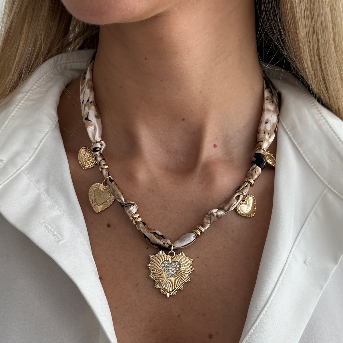 Scarf Heart Pendant Collarbone Necklace