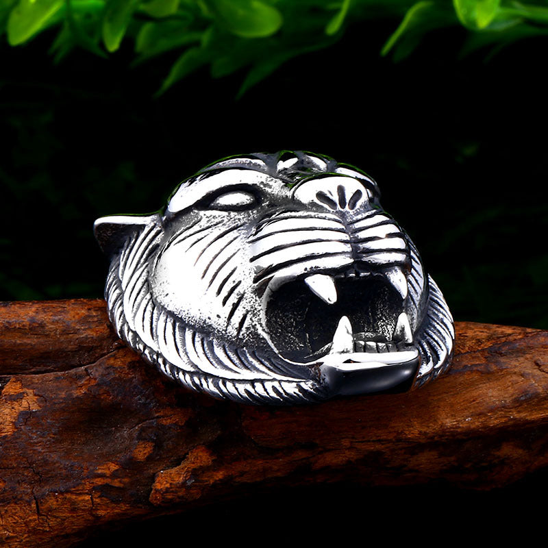 Titanium Steel Retro Tiger Head Pendant for Men - European and American Style Jewelry