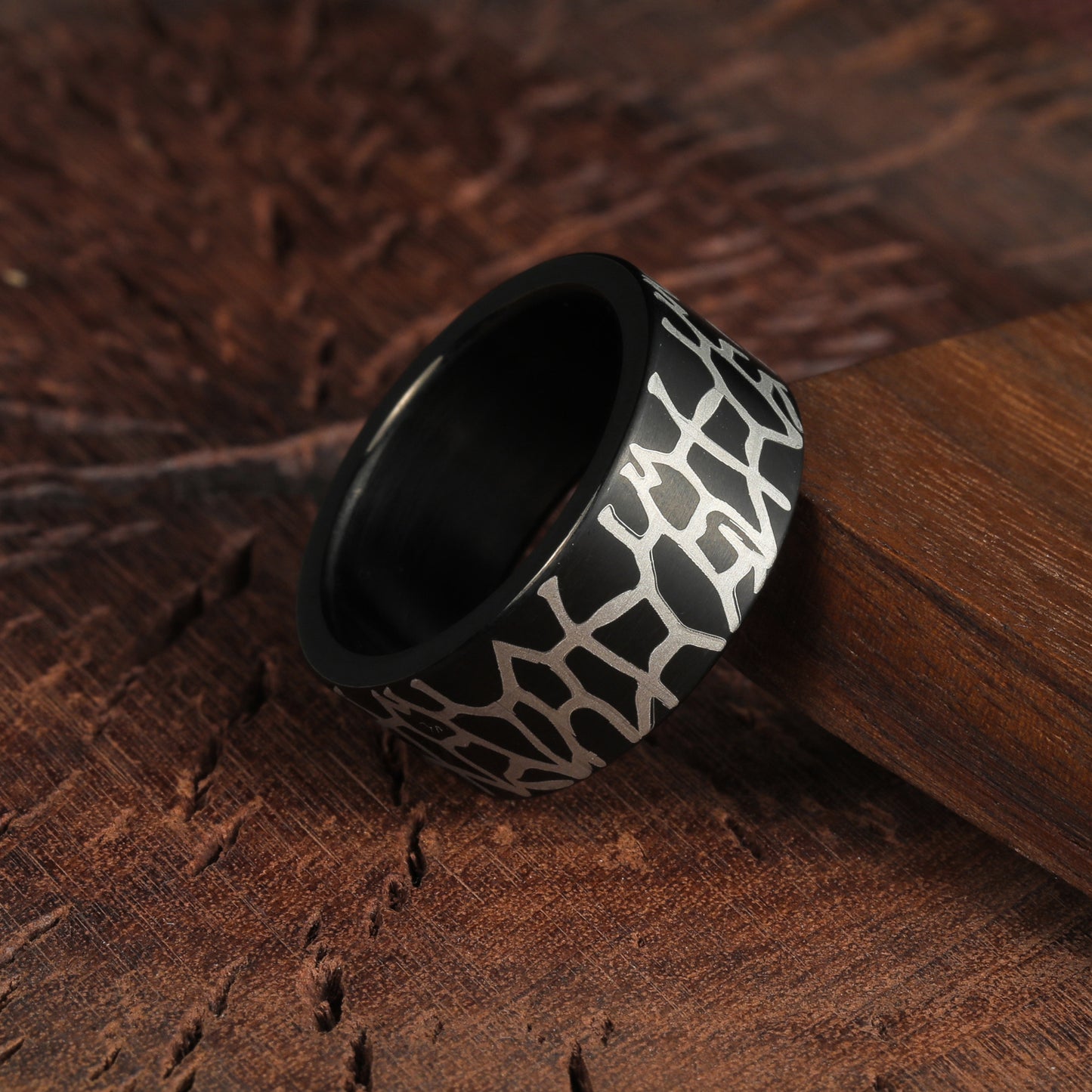 Planderful Titanium Ring For Men 10mm Does Not Fade