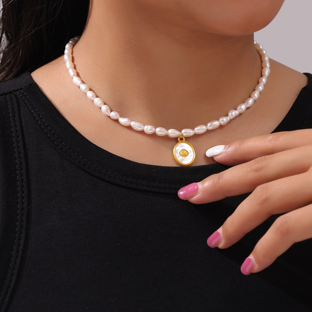 Elegant Freshwater Pearl Pendant Necklace with White Shell Detail