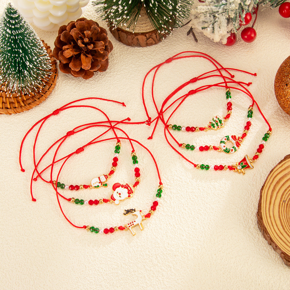 Planderful Crystal Beaded Holiday Bracelet For Women With Christmas Tree Elk Pendant Adjustable