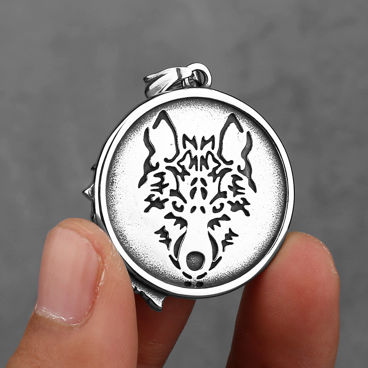 Planderful Wolf Head Double-Sided Pendant Necklace For Men Titanium Steel Rugged Viking Retro Style