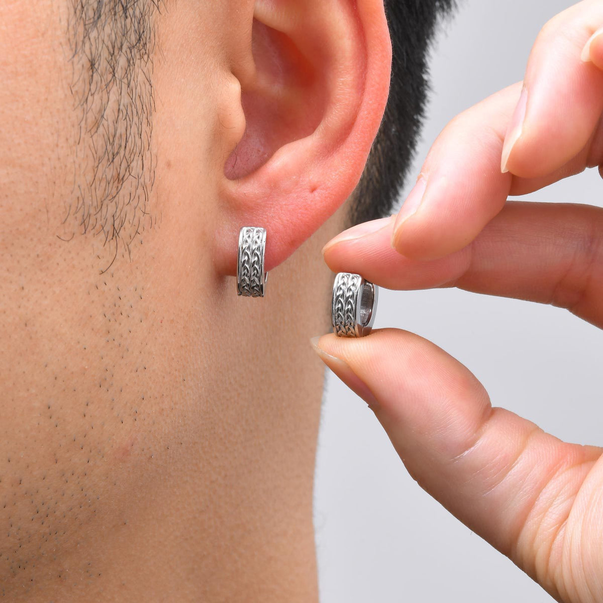 Modern Stainless Steel Earring — Single — Gold / Silver / Black