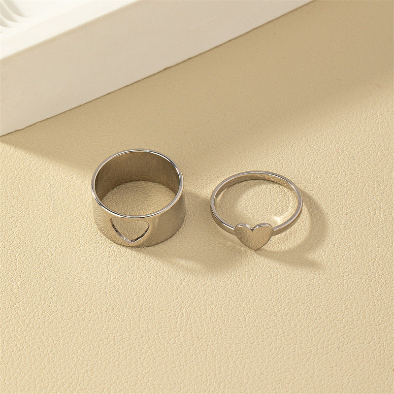 Fashionable Retro Metal Hollow Love Heart Ring Set for Women