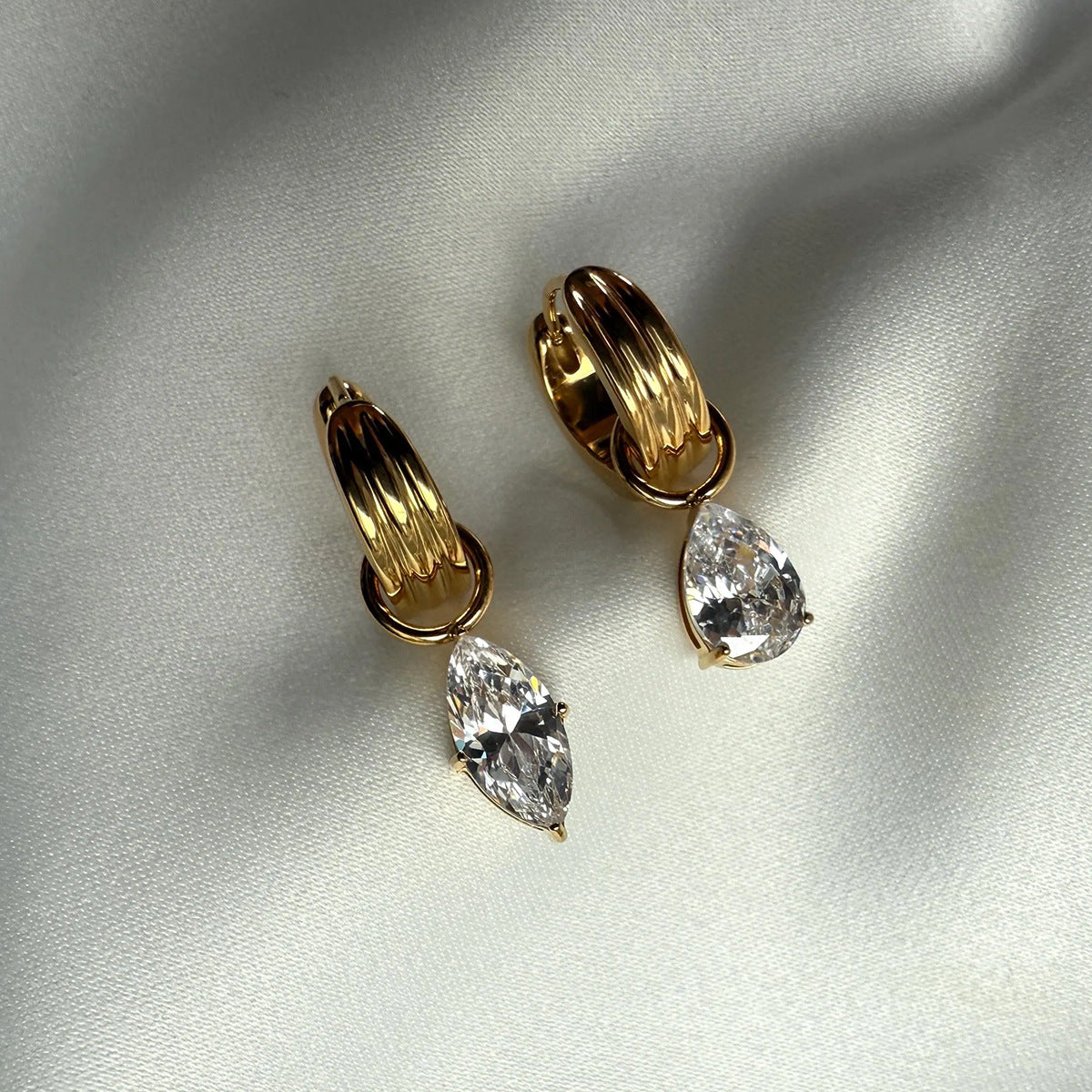 Planderful Gold Water Drop Zircon Vertical Texture Stainless Steel Statement Stud Earrings For Fashion Forward Women