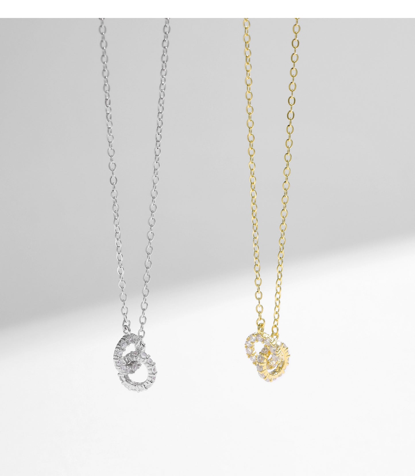 Planderful Everyday Genie Necklace – Exquisite Sterling Silver with Shiny Zircon