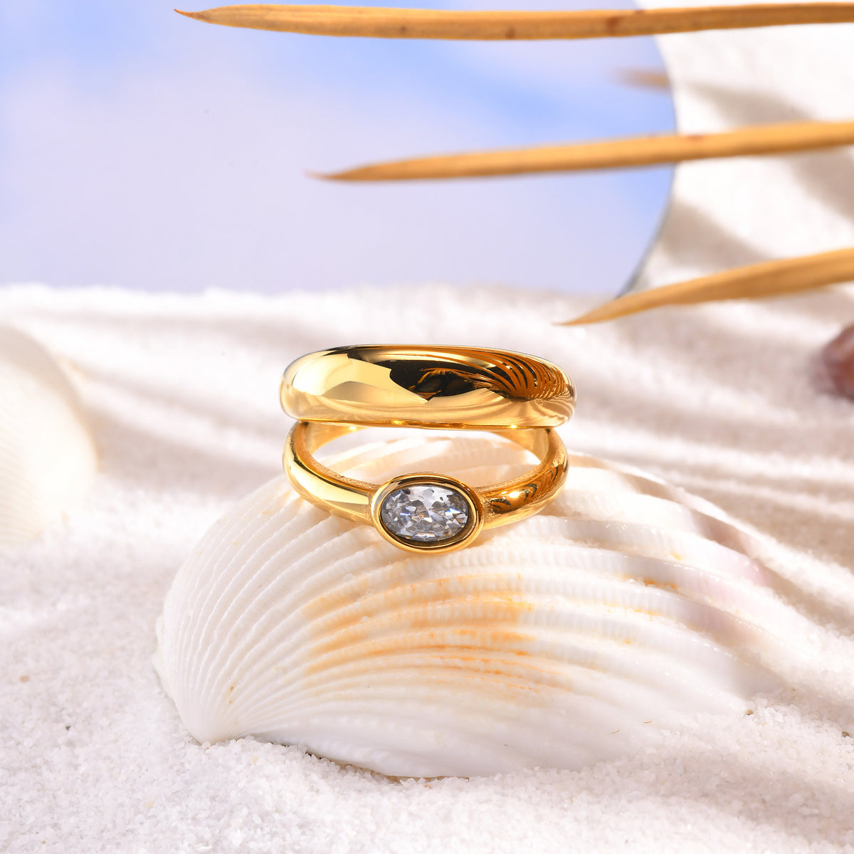 Glossy Stainless Steel Oval Zircon Gold Ring Ladies