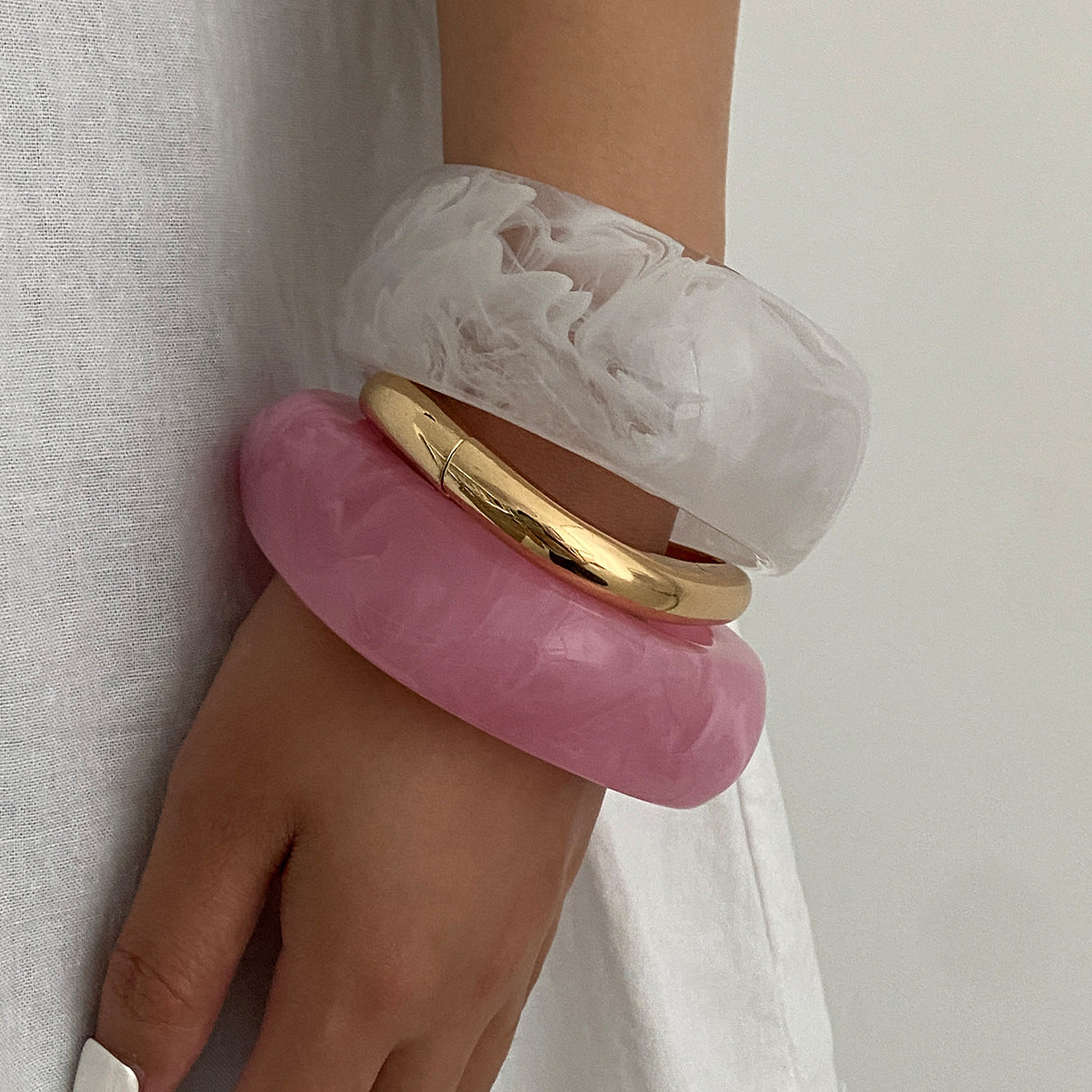 Planderful Vienna Verve Smudge Texture Acrylic Bracelet for Women Irregular Geometric Statement Jewelry
