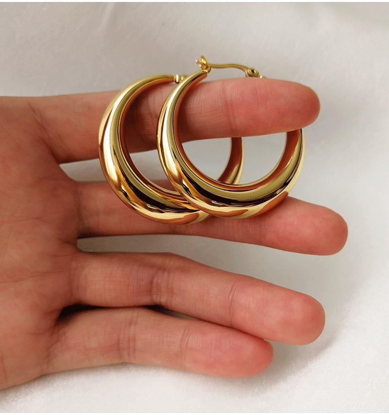 Fashion Trend Jewelry Hollow Earrings Titanium Steel 18K Gold