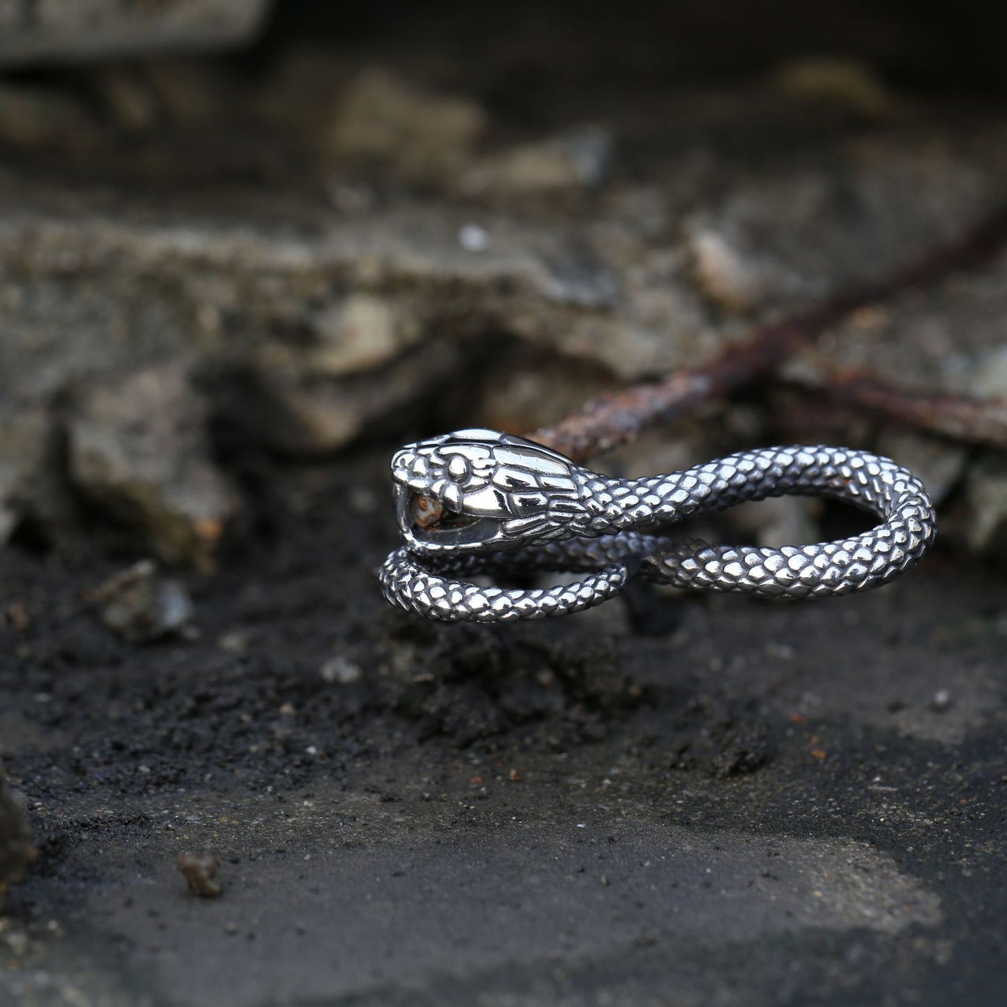 Retro Titanium Steel Snake Pendant for Men - European and American Style Jewelry