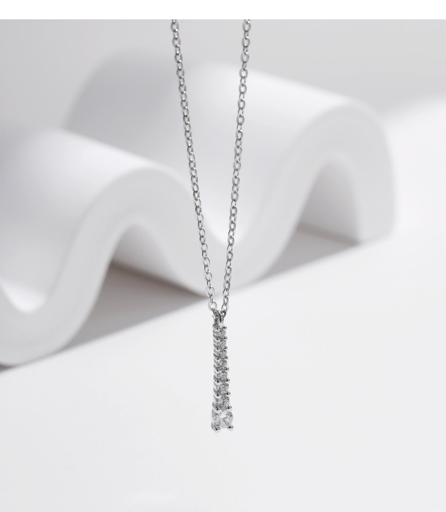 Planderful Moissanite Sparkling Necklace – Elegant Y-Shaped Design with Fringed Pendant