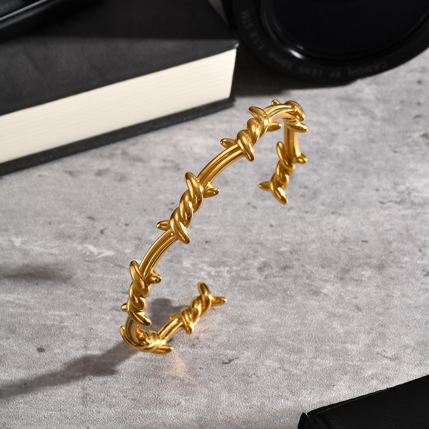 Planderful Men Stainless Steel Knotted C Shaped Bracelet