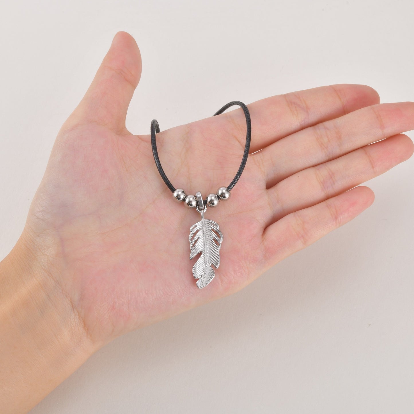 Stainless Steel Leaf Steel Ball Wax Rope Collarbone Chain Gothic Necklace