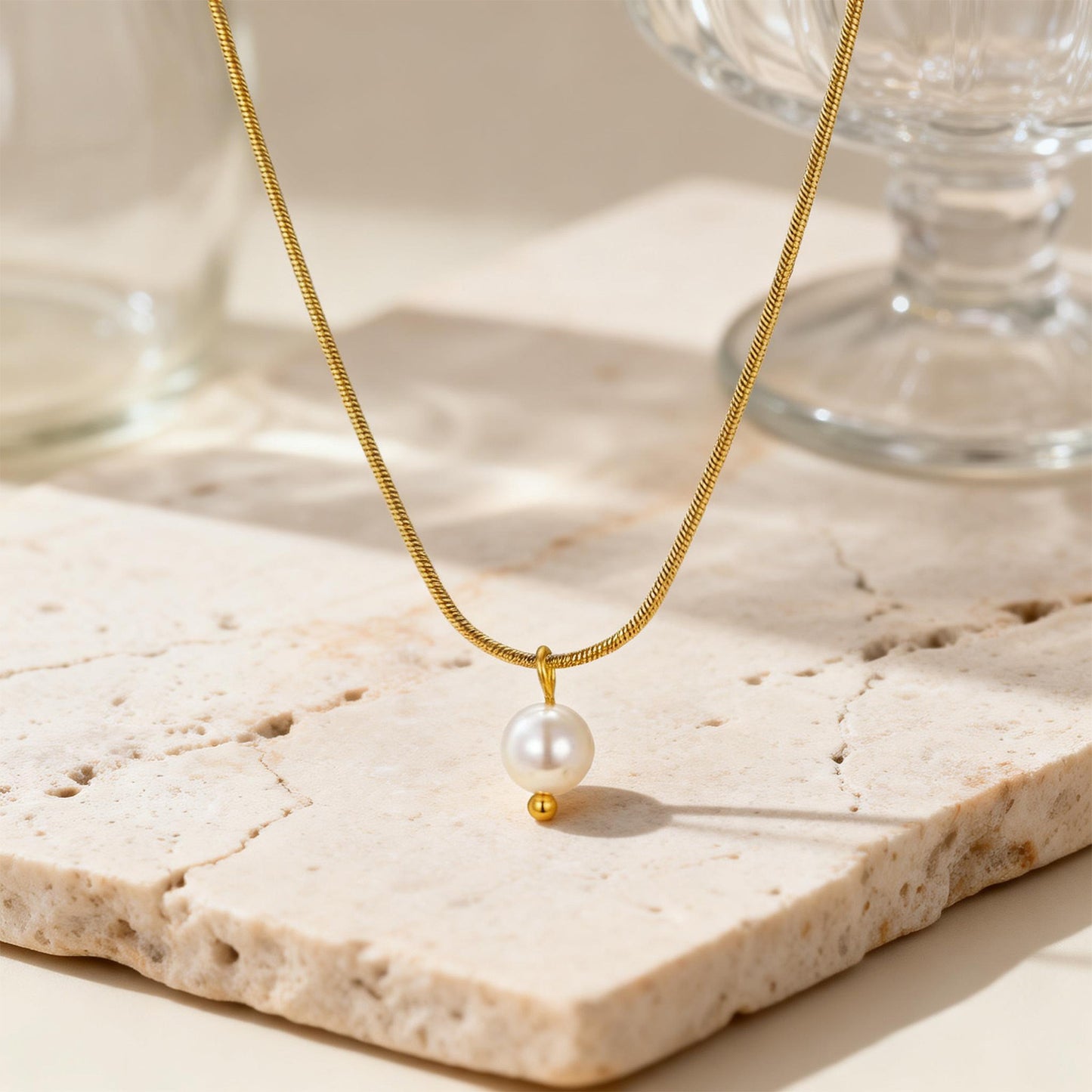 Stainless Steel – Round Snake Chain Imitation Pearl Necklace Gold