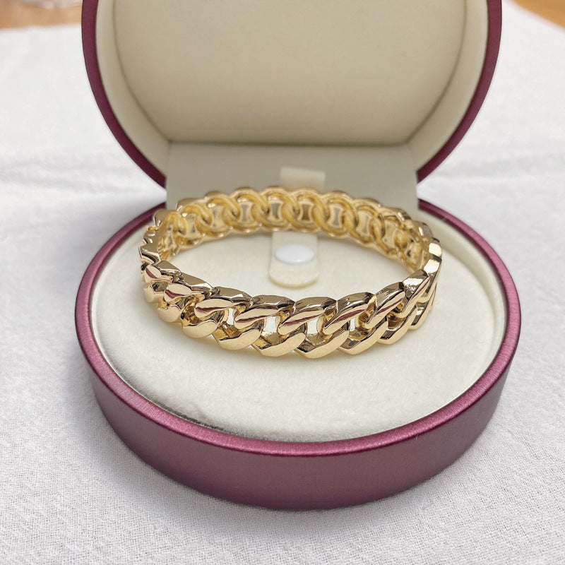 Hollow Twist Chain Bracelet - Vienna Verve Collection