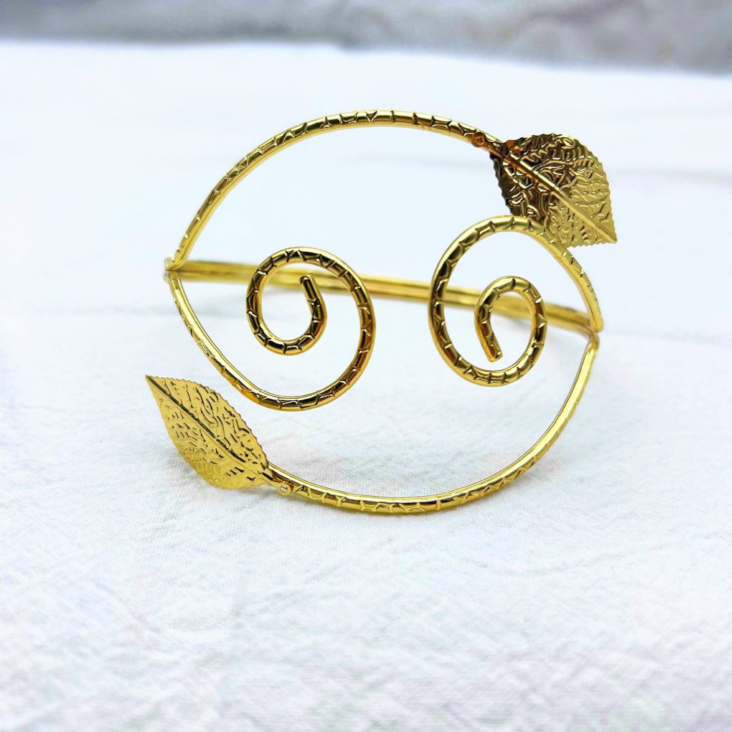 Planderful Savanna Rhythms Bracelet Set – Exaggerated Metal Design with Zircon Encrusted Detail