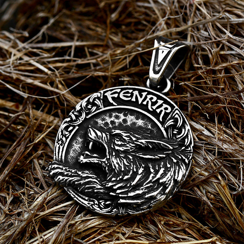 Stainless Steel Relief Wolf Head Pendant – Nordic Viking Odin Compass Letter Titanium Necklace