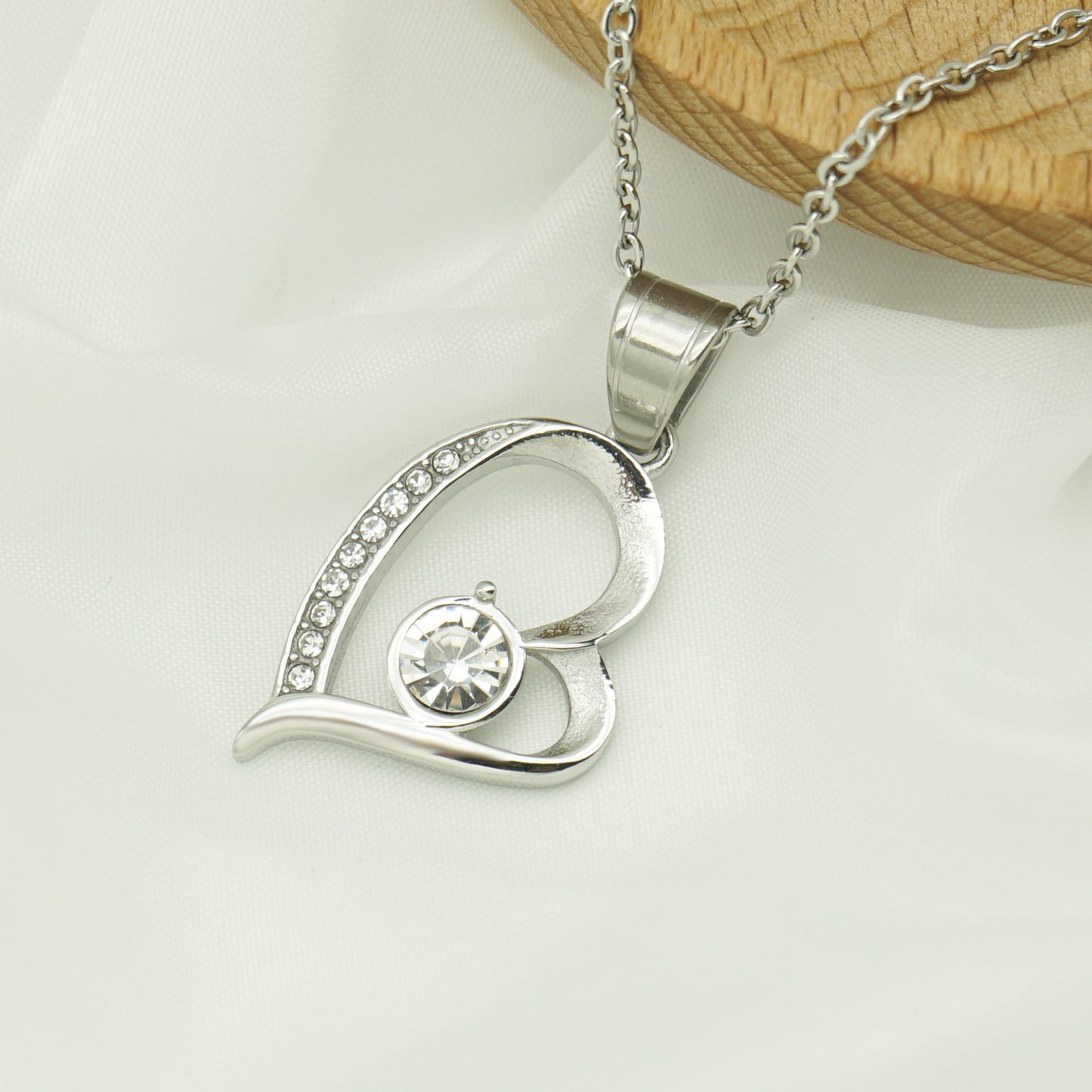 Planderful Heart Shaped Stainless Steel Zircon Pendant Necklace For Women Valentine Gift Ready Timeless Elegance