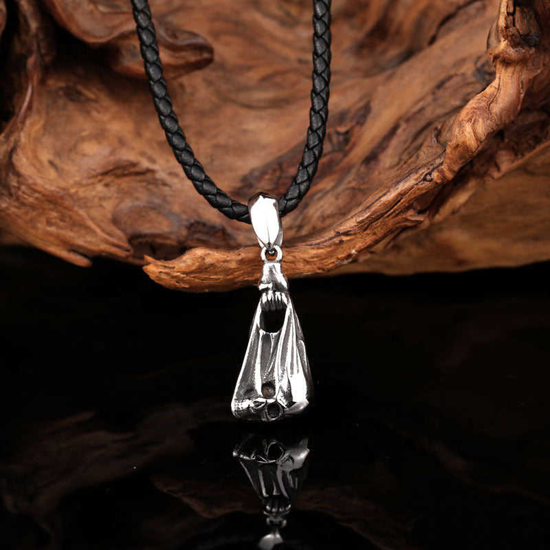 Titanium Steel Skull Pendant for Men - Bold Design in Wholesale Jewelry