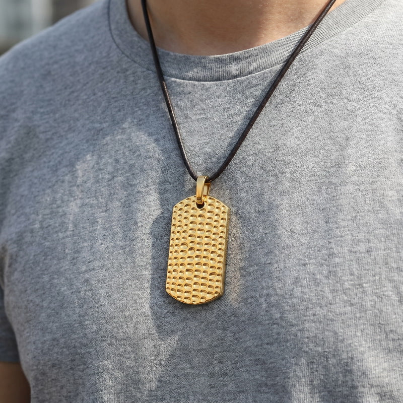Trendy Retro And Old Hammer Pattern Military Brand Pendant, Fashionable And Water Ripple Necklace