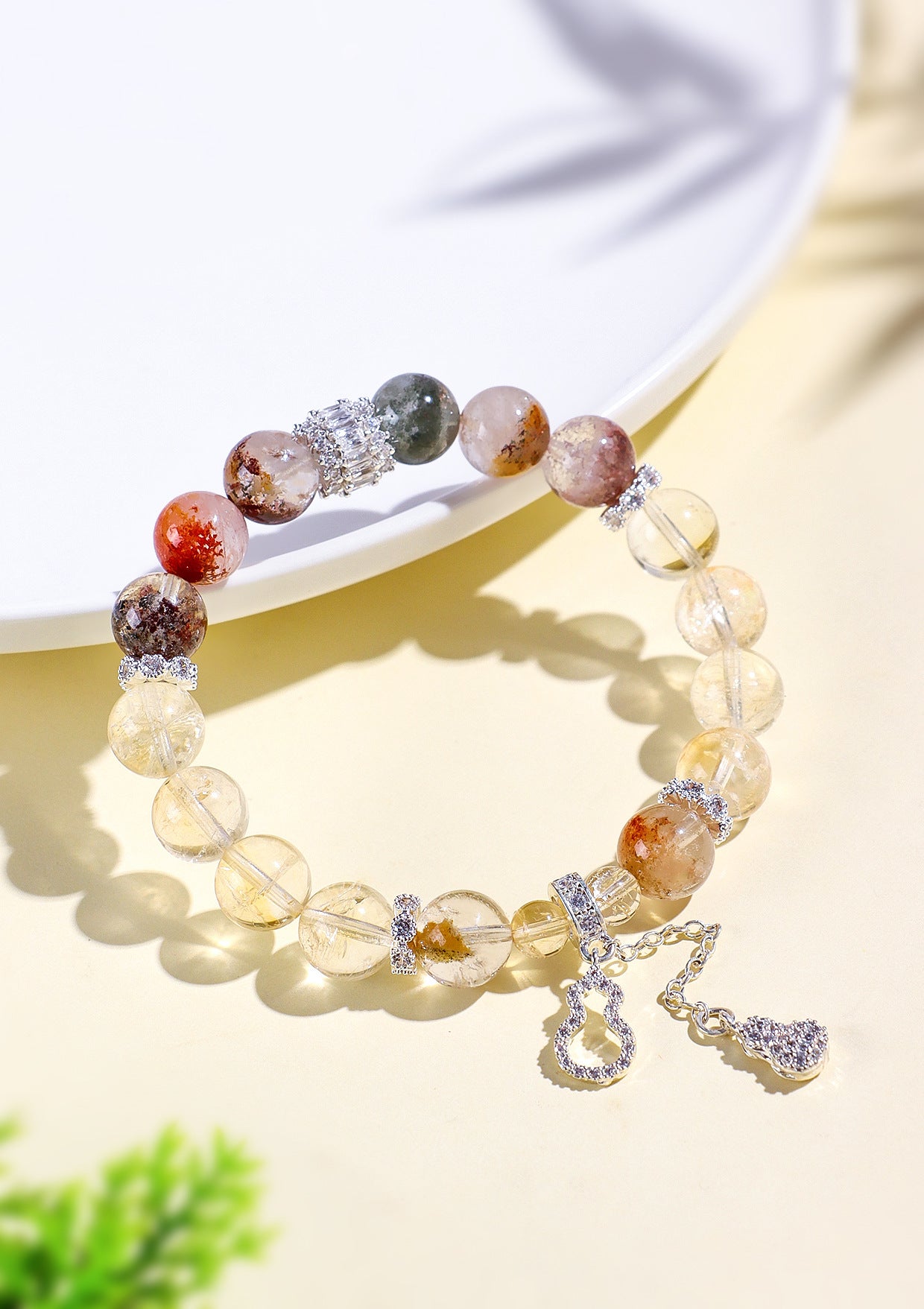 Planderful Fortune's Favor Bracelet – Elegant Natural Crystal Design