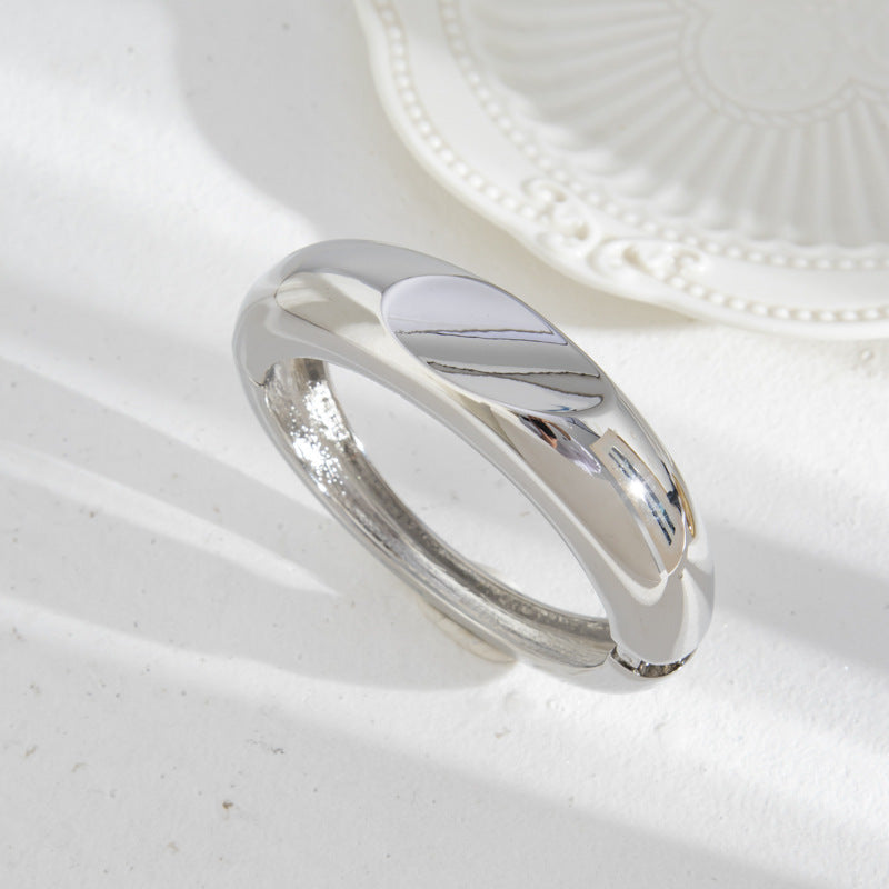 Planderful Vienna Verve Bracelet – Exaggerated Glossy Water Drop Design