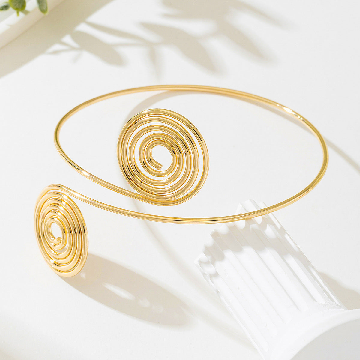 Planderful Vienna Verve Bracelet – Exaggerated Metal Geometry Design