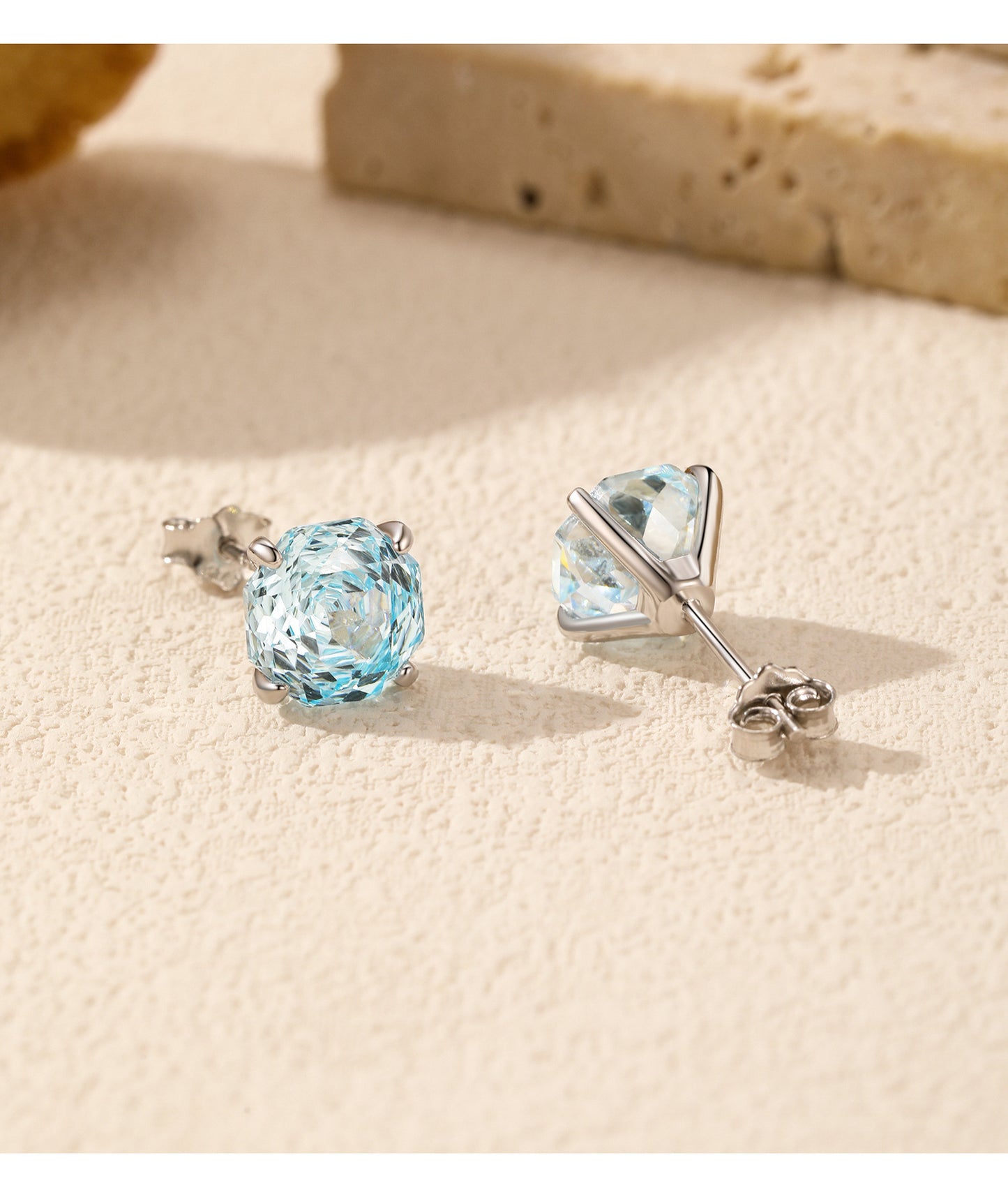Planderful Everyday Genie Earrings – Exquisite Sterling Silver with Aquamarine Zircon
