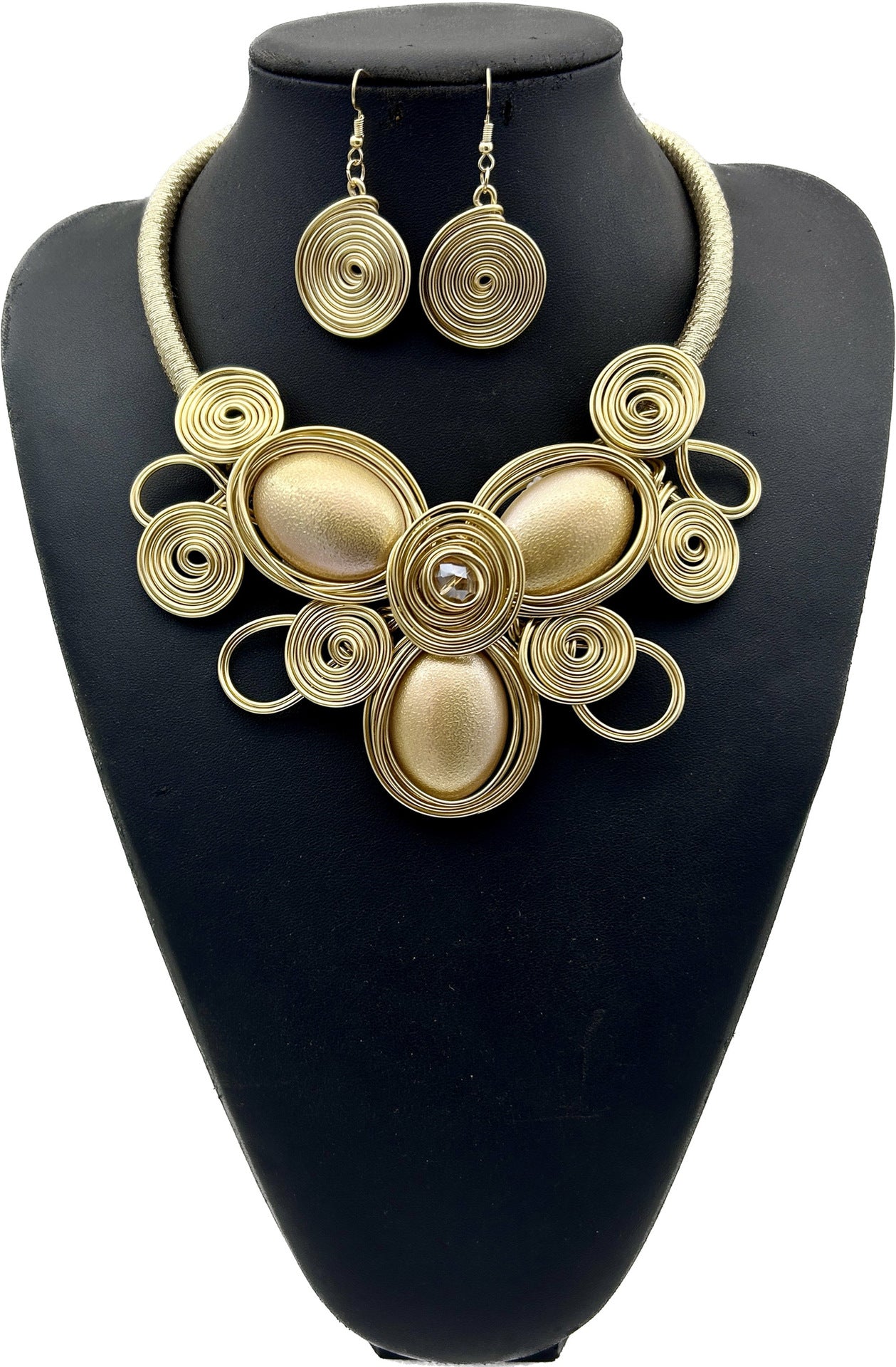 Planderful Savanna Rhythms Necklace – Handmade Exaggerated Floral Design