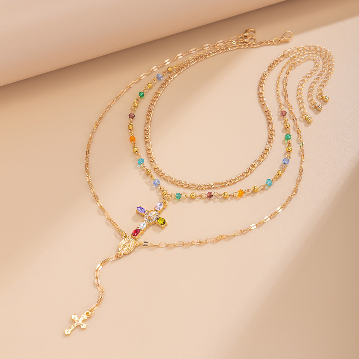 Planderful Vienna Verve Necklace – Fashionable Cross Pendant Design