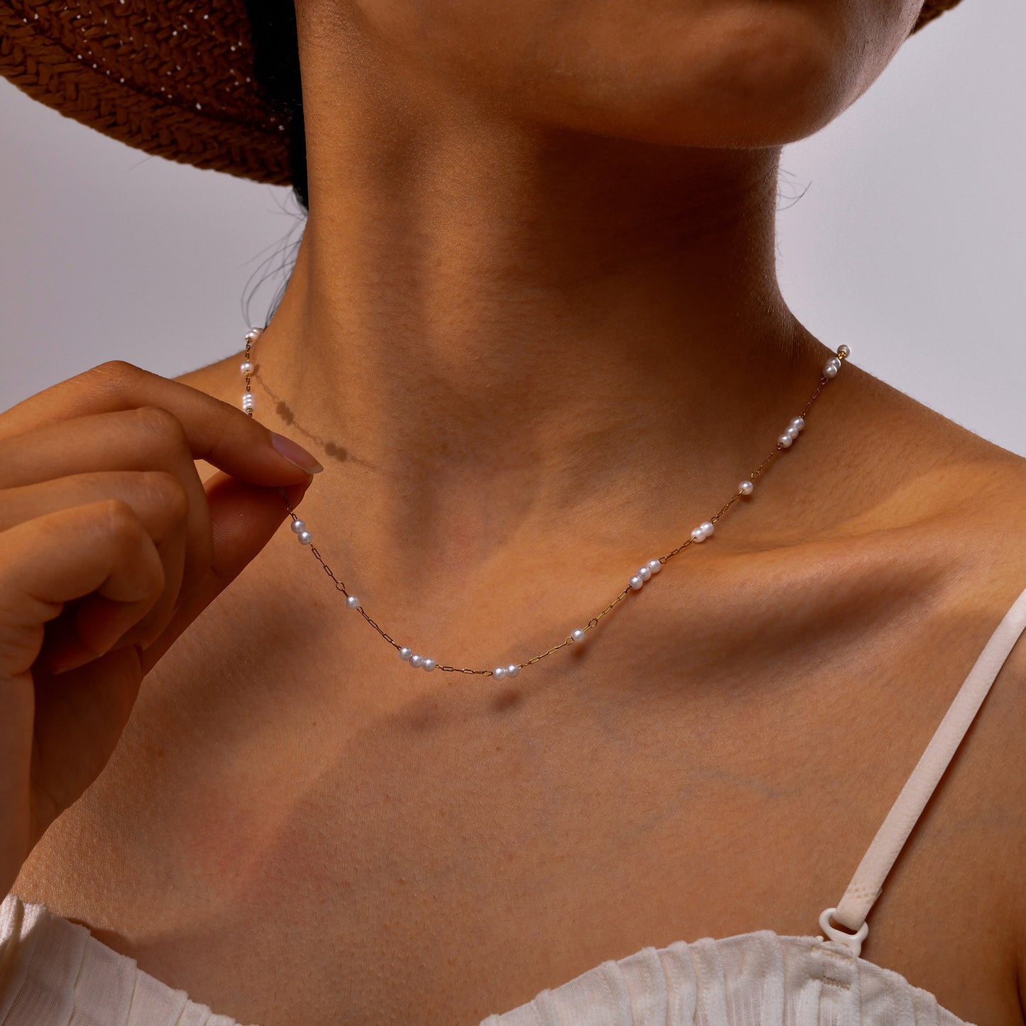 Stainless Steel Imitation Pearl Necklace Women's Gold