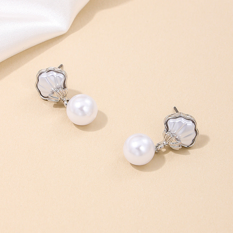 Elegant French Pearl Earrings for Beach-Ready Style
