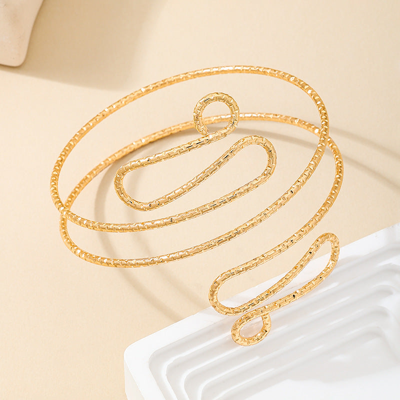 Planderful Vienna Verve Bracelet – Elegant Metal Line Texture Design