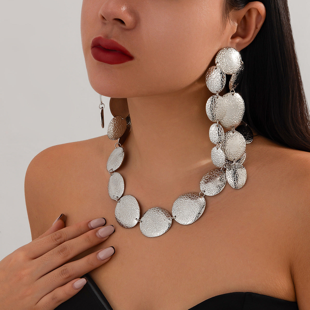 Planderful Vienna Verve Necklace and Earrings Set – Exaggerated Personality Design