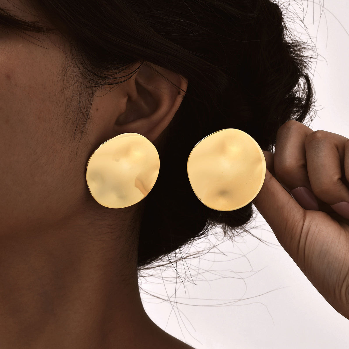 Organic Round Stud Earrings — Gold