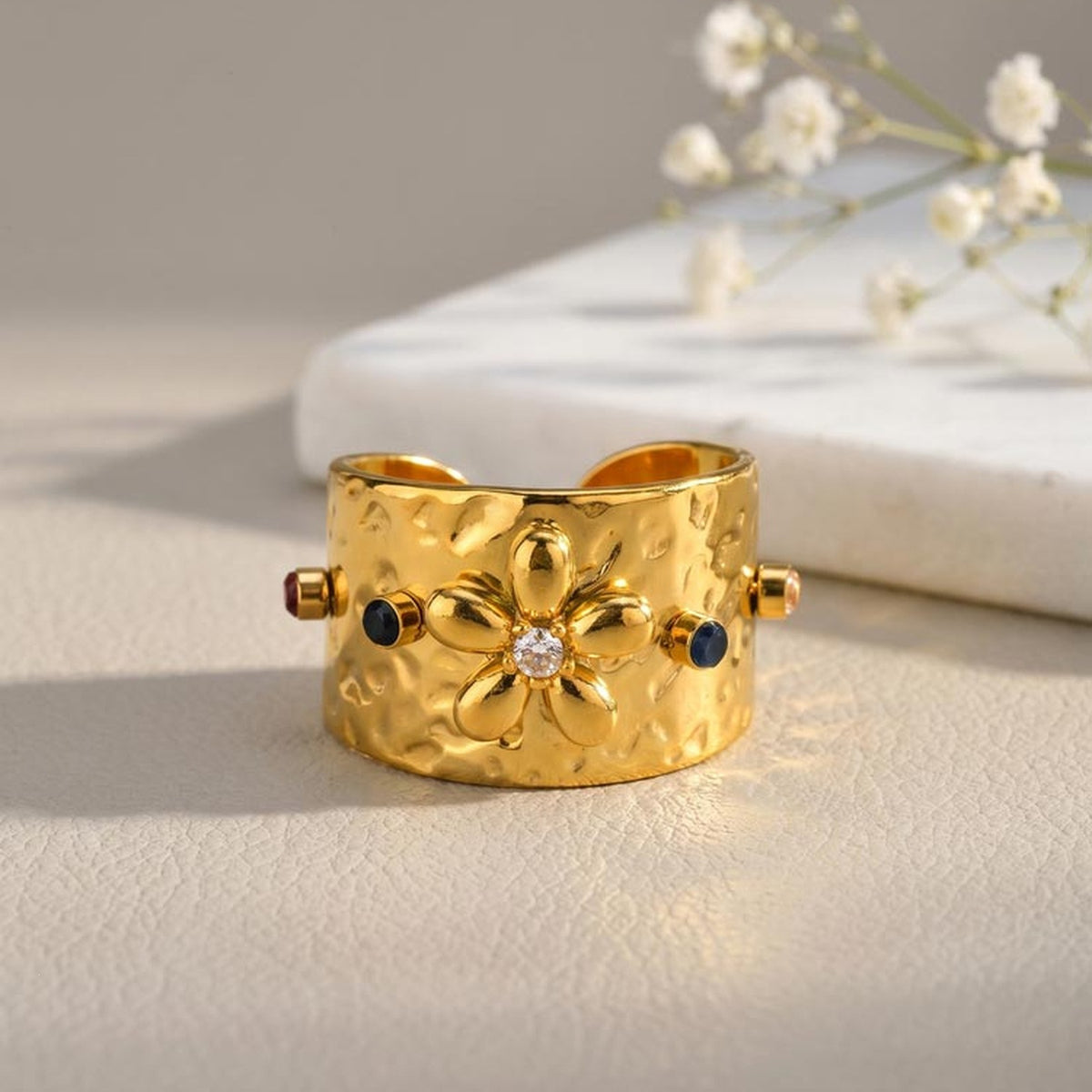 Stainless Steel Wide-Sided Texture Flower Zircon Open Ring Design