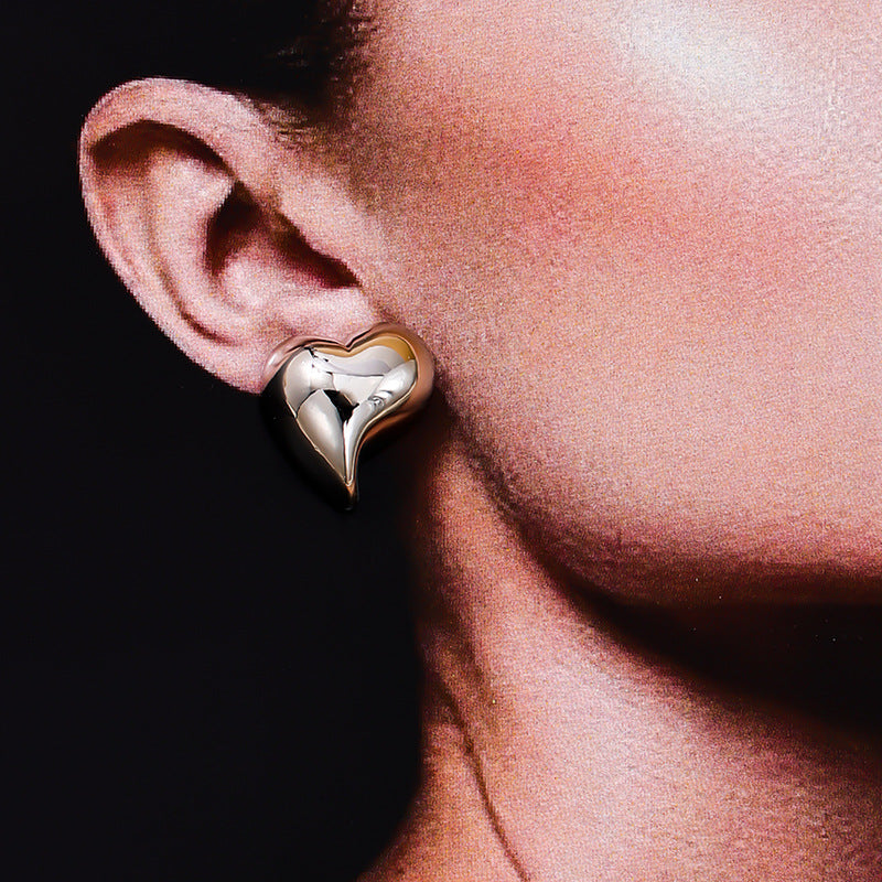 Charming Vienna Verve Metal Stud Earrings for Fashionable Travelers and Sweet Love Mood Women's Style