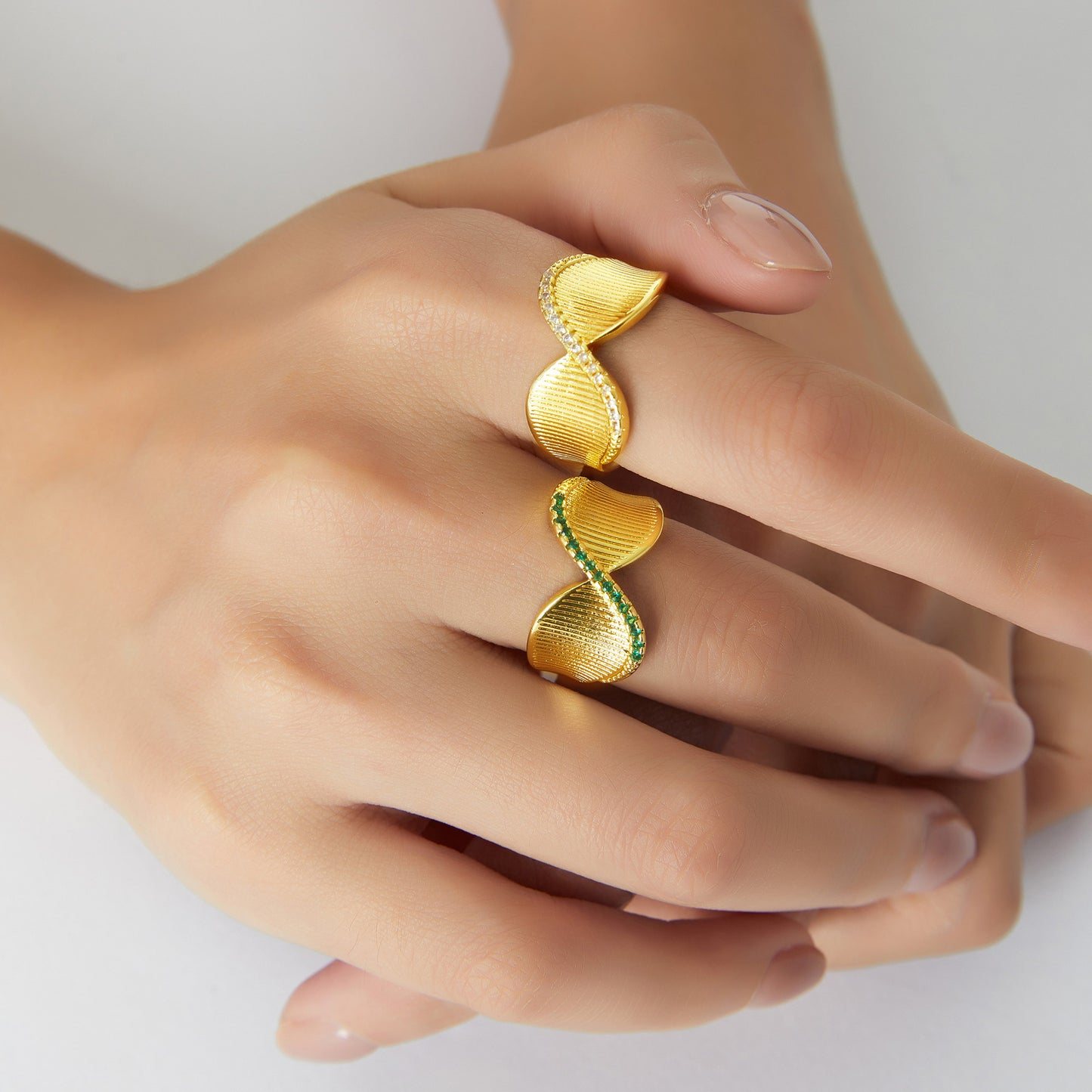 Chic Striped Zircon Copper Ring with Twisted Design