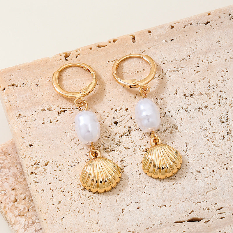 Planderful Vienna Verve Earrings – Elegant Metal Shells with Imitation Pearls