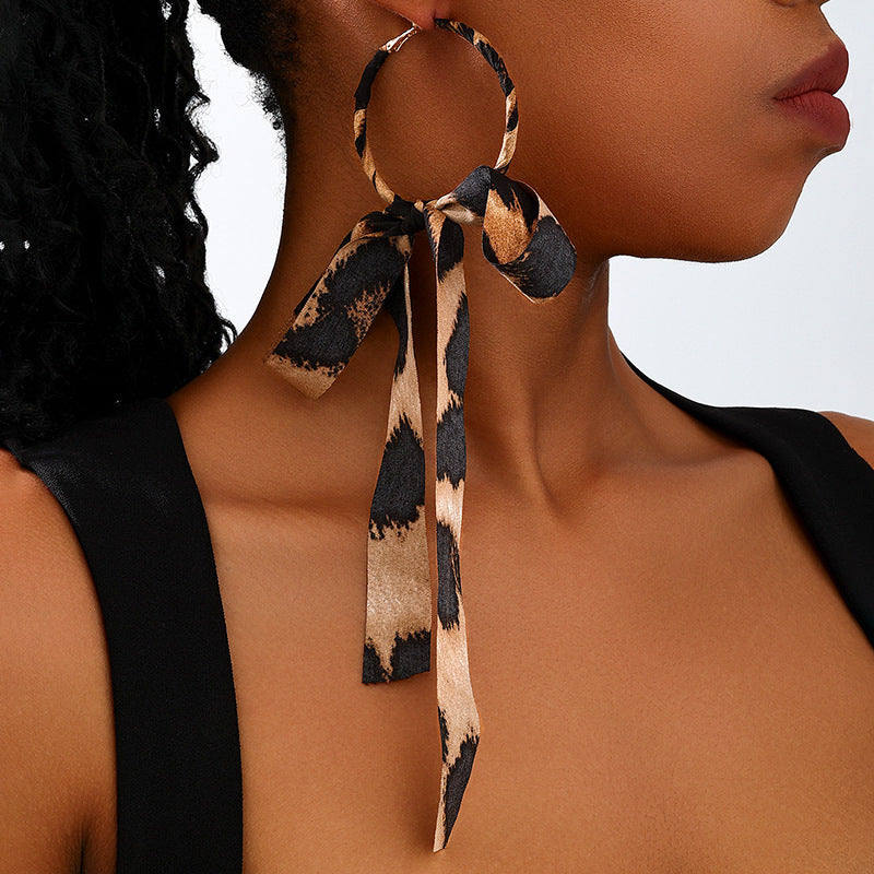 Planderful Vienna Verve Earrings – Fashionable Leopard Print Design