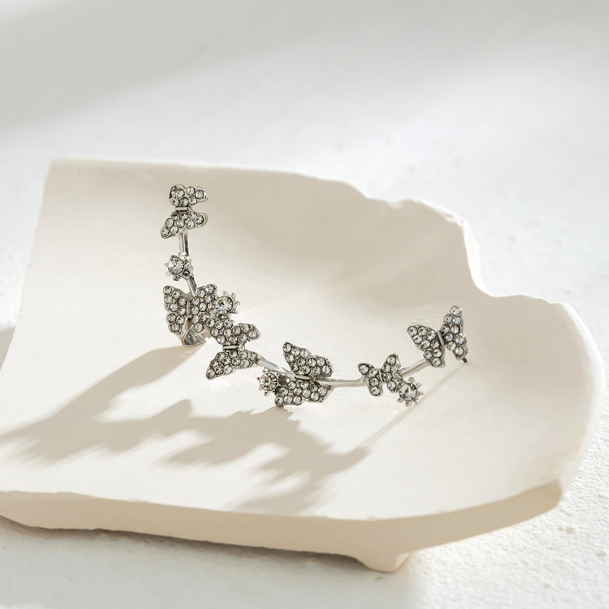 European and American Butterfly Full Diamond Contour Ear Clip Earrings