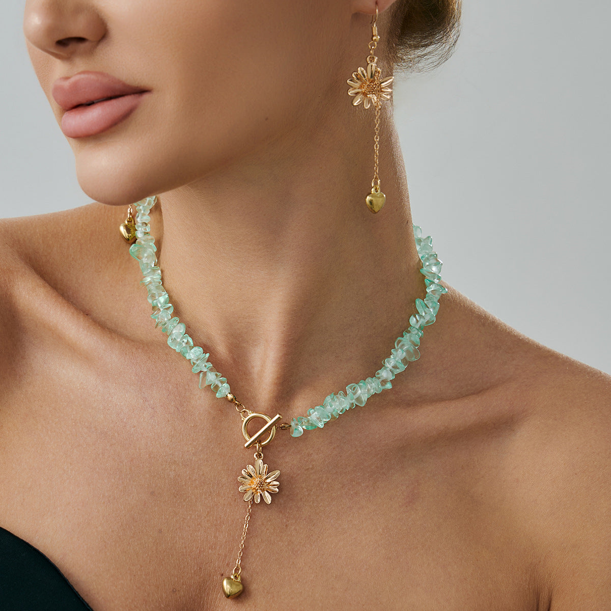 Daisy Heart Gemstone-Style Necklace Set