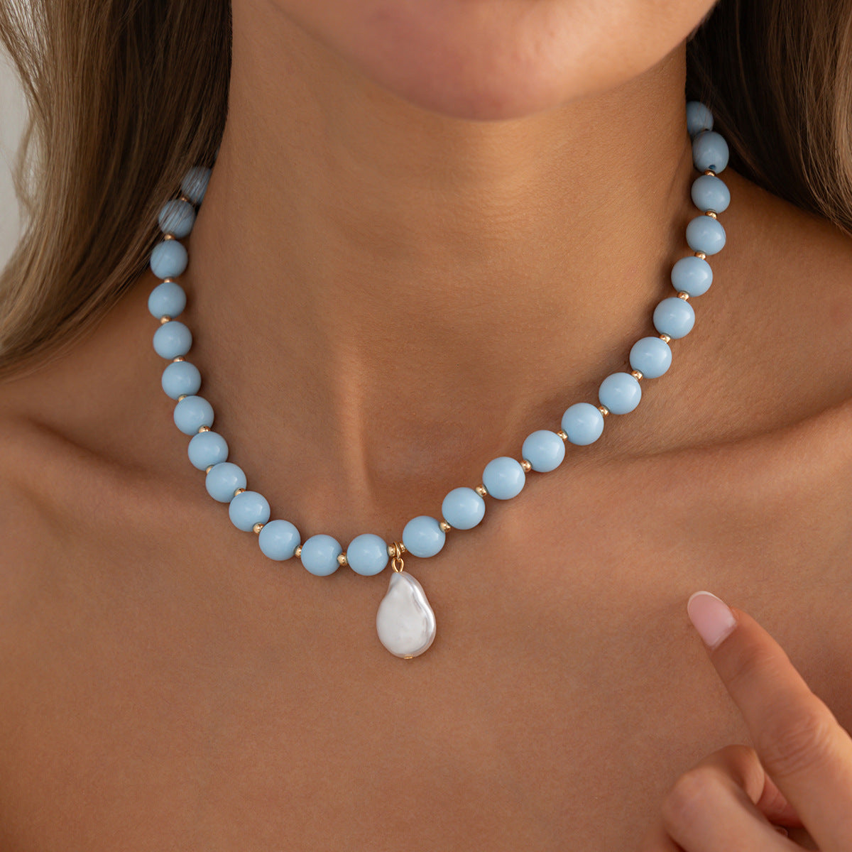 Colored Round Beads Pearl Necklace Dopamine Beaded Holiday Wind Necklace