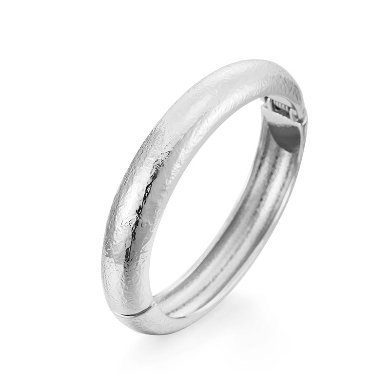 Planderful Vienna Verve Bracelet – Fashionable Zinc Alloy Design