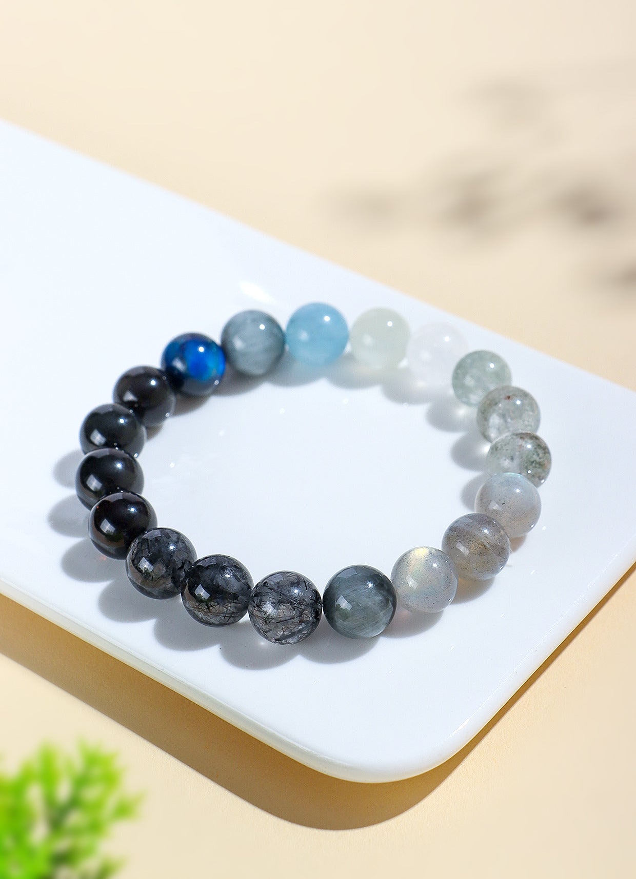 Planderful Fortune's Favor Bracelet – Unique Crystal Beaded Design