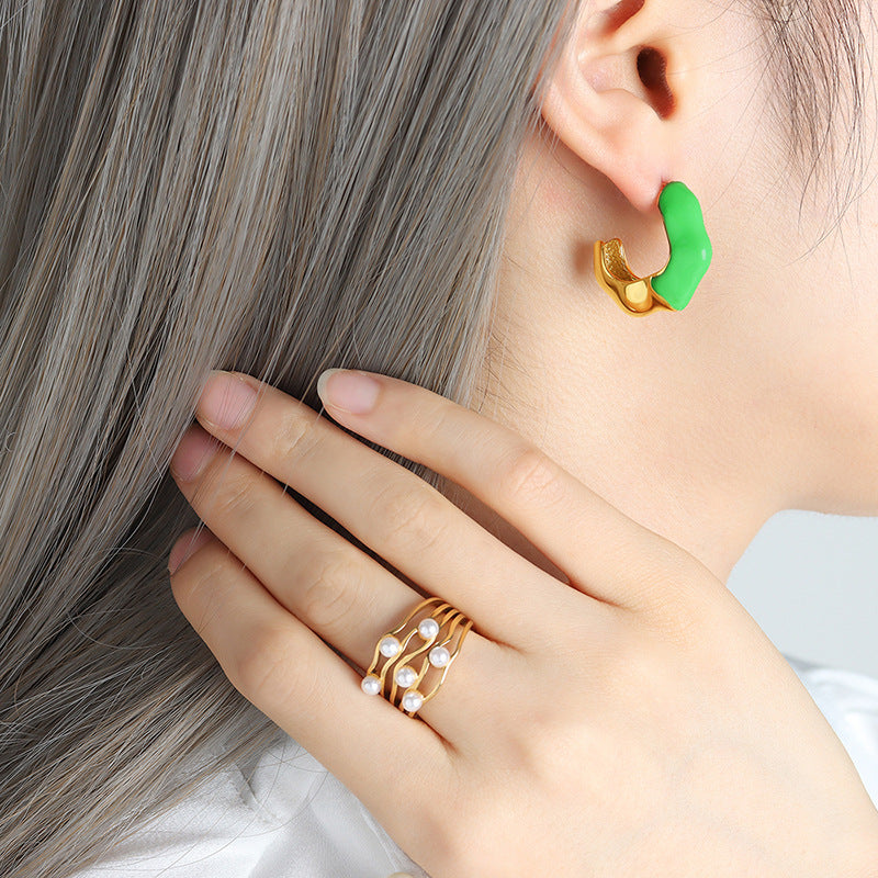 Green Retro C-Shaped Titanium Earrings