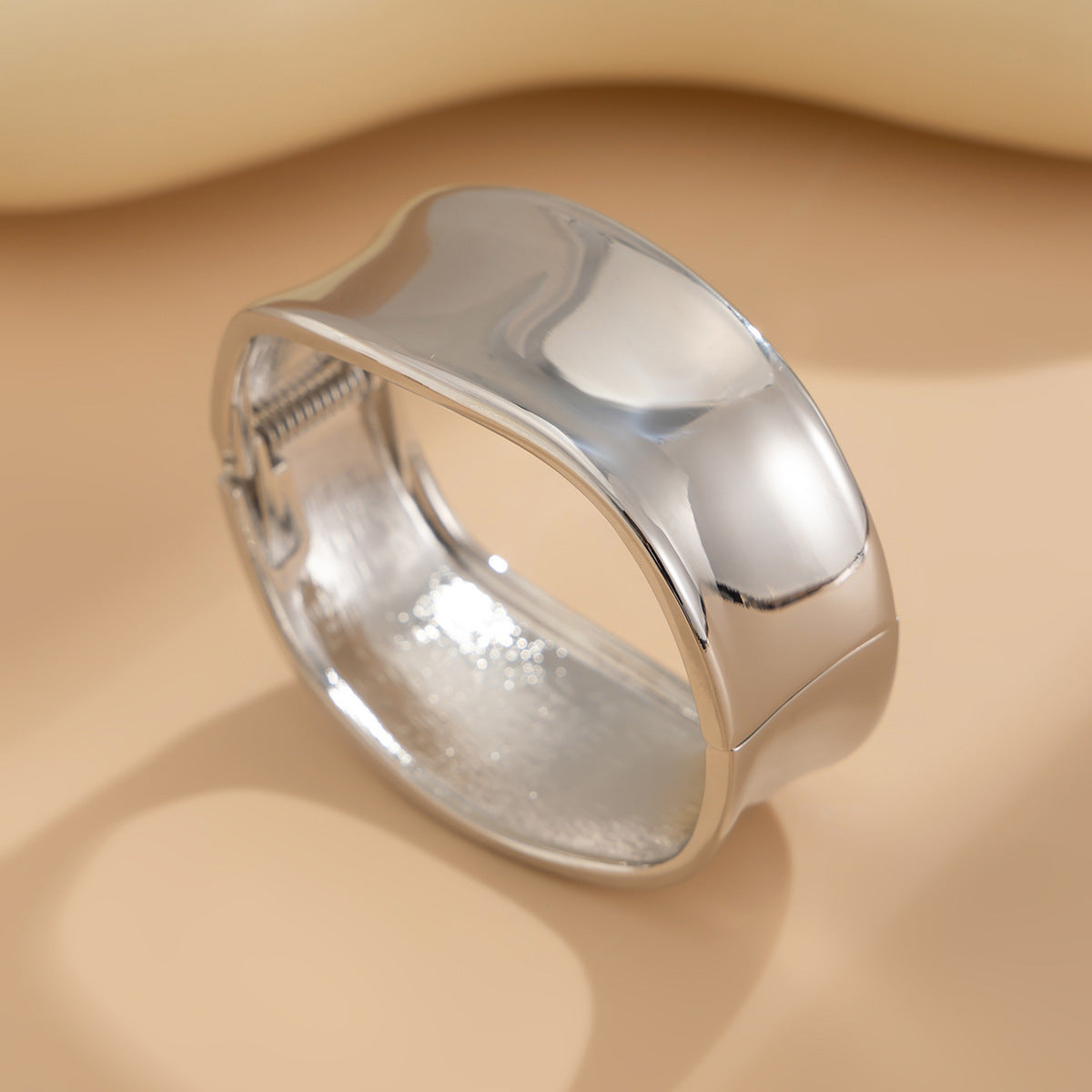 Planderful Vienna Verve Bracelet – Irregular Liquid Metal Texture