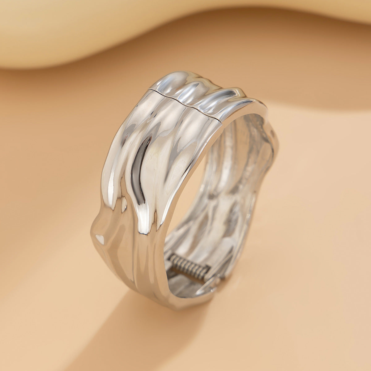 Planderful Vienna Verve Bracelet – Irregular Liquid Metal Texture