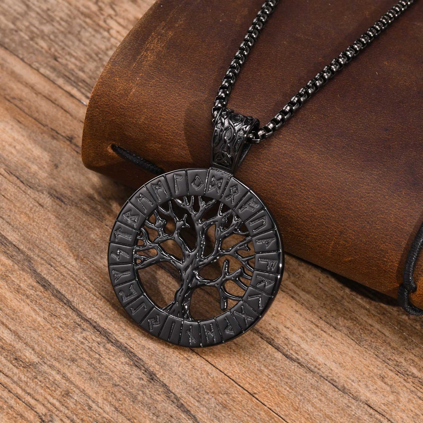Cross-Border Retro Jewelry Stainless Steel Viking Luenwen Tree of Life Pendant for Men